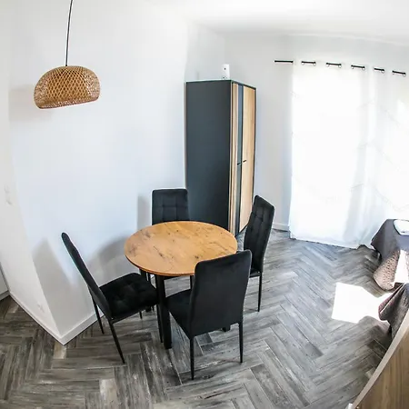 Konukevi 1103 K Istebnej 3*